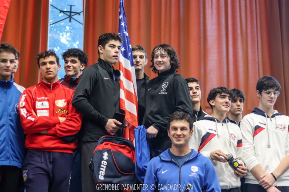 Podium de l'épreuve par équipes dames au Challenge Mondial U17 de Grenoble 2022